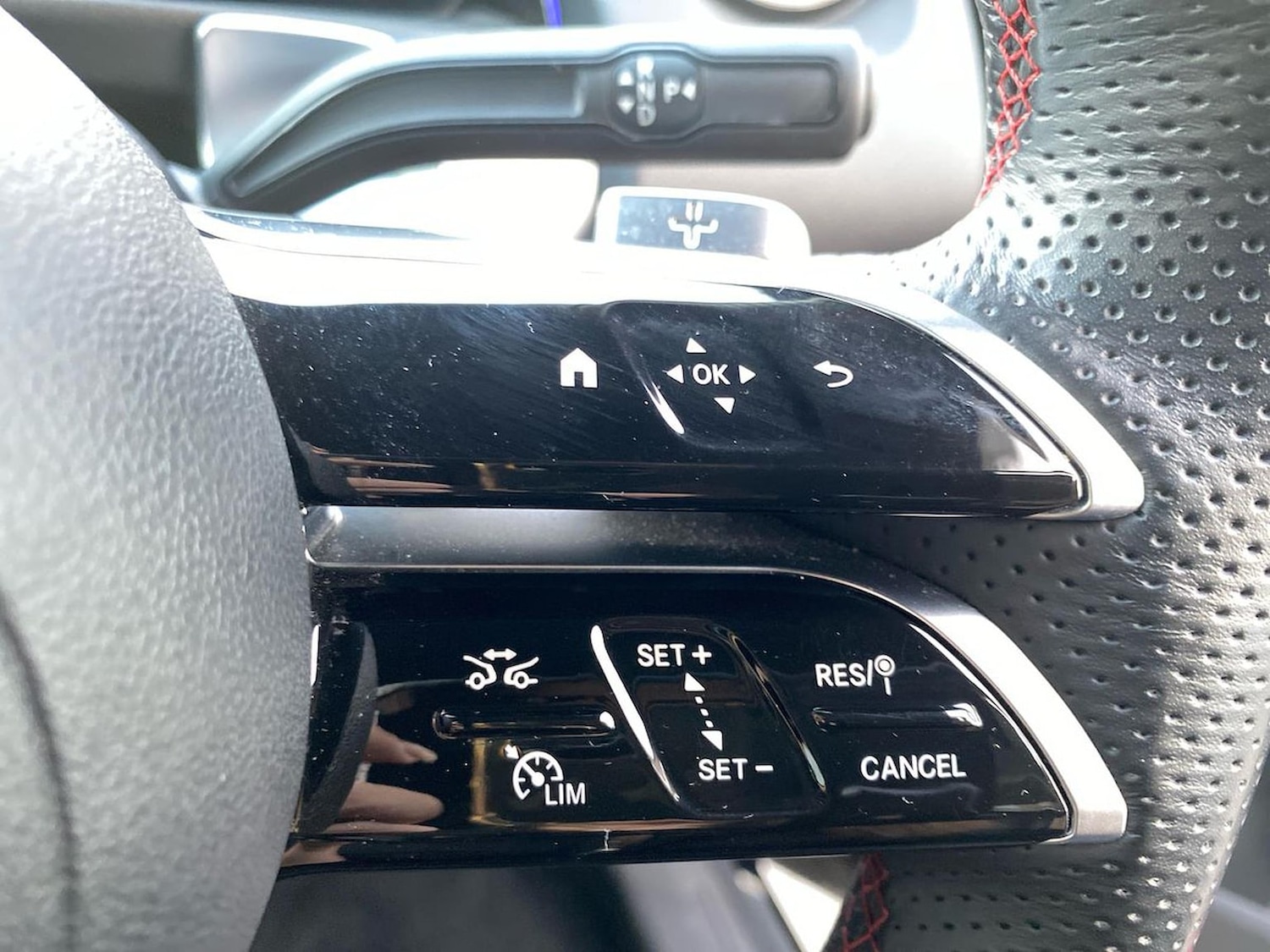 Used Mercedes-Benz GLB 2024 for sale - 76490517: Photo 27