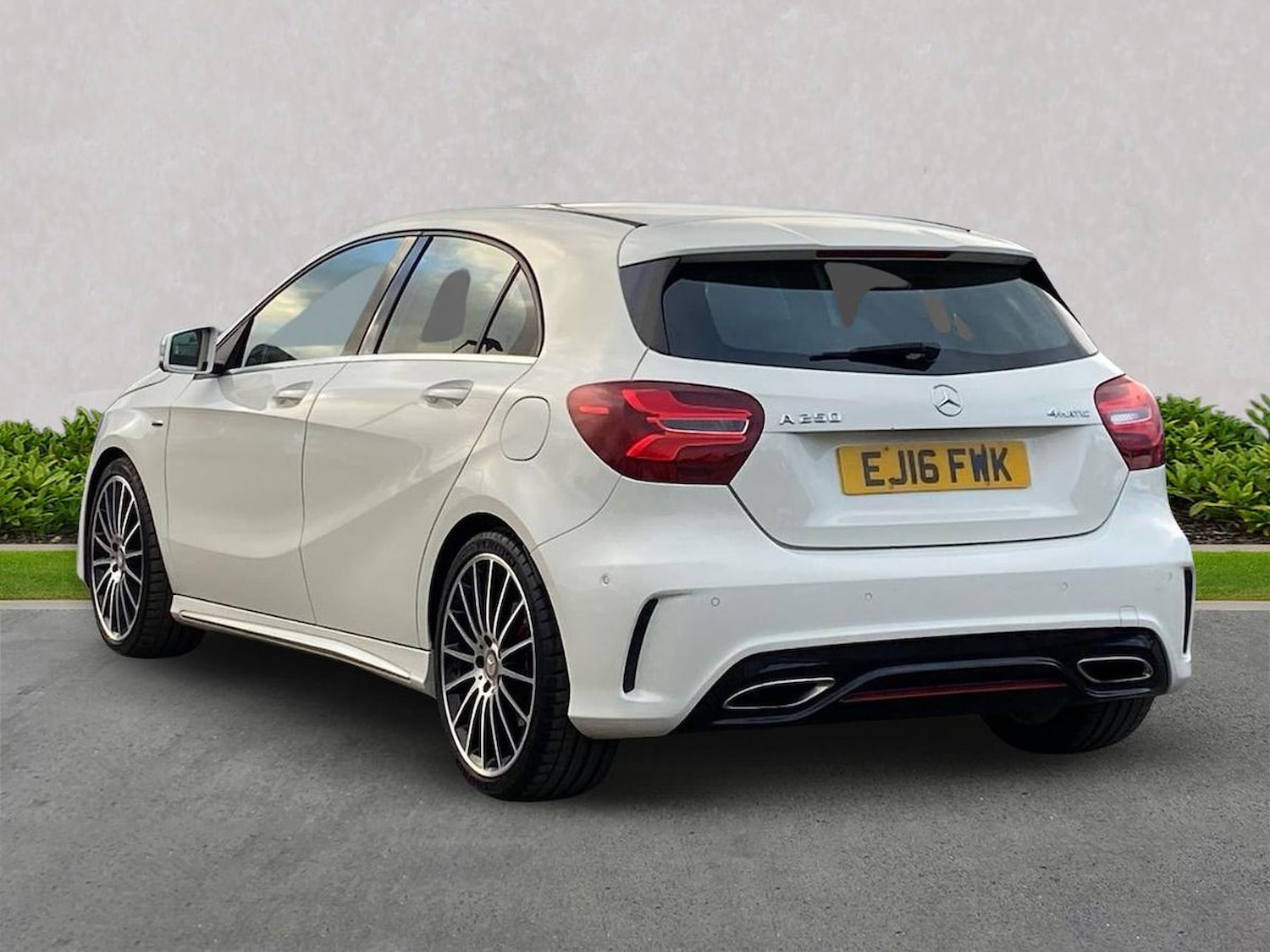 Used Mercedes-Benz A-Class 2016 for sale - 76379043: Photo 2