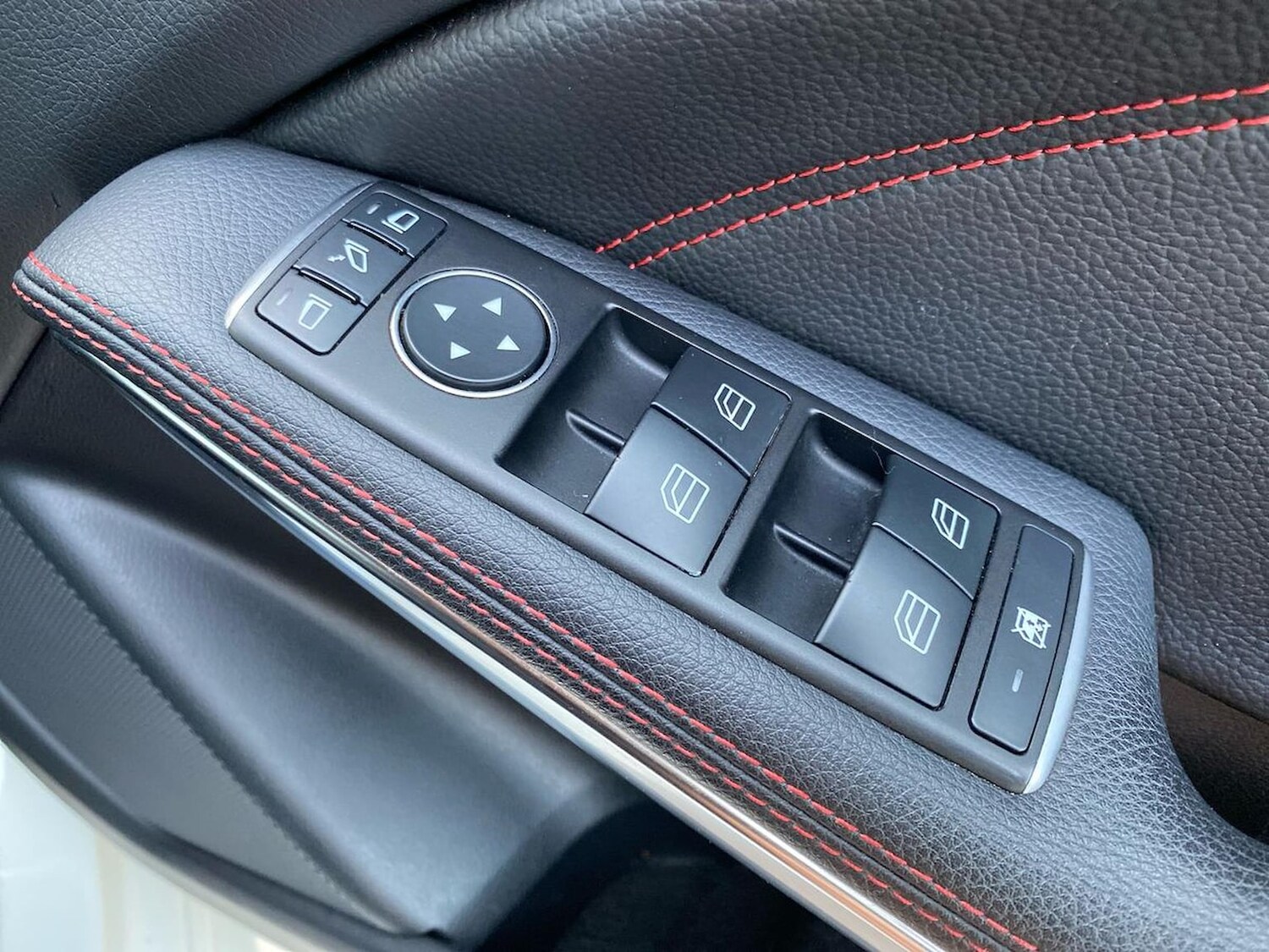 Used Mercedes-Benz A-Class 2016 for sale - 76379043: Photo 21