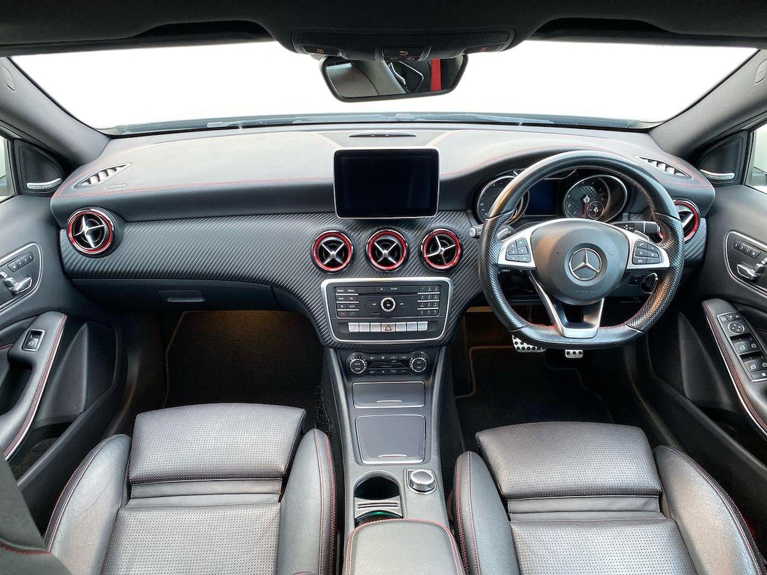 Used Mercedes-Benz A-Class 2016 for sale - 76379043: Photo 8