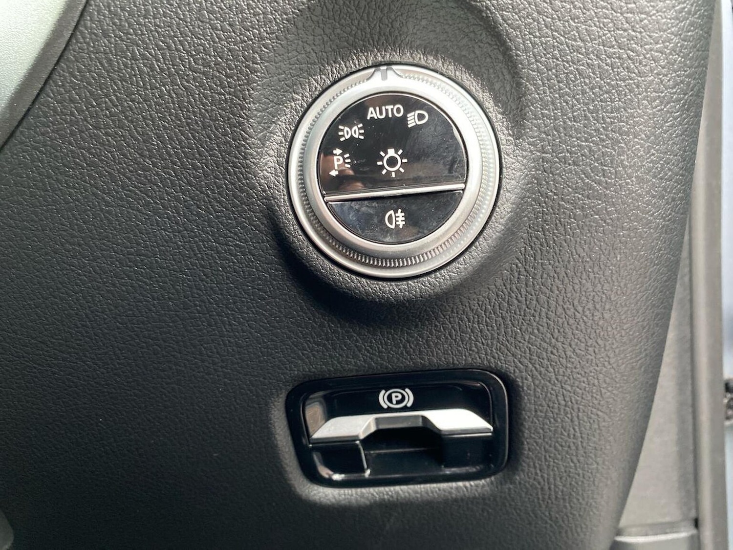 Used Mercedes-Benz C Class 2024 for sale - 76600113: Photo 22