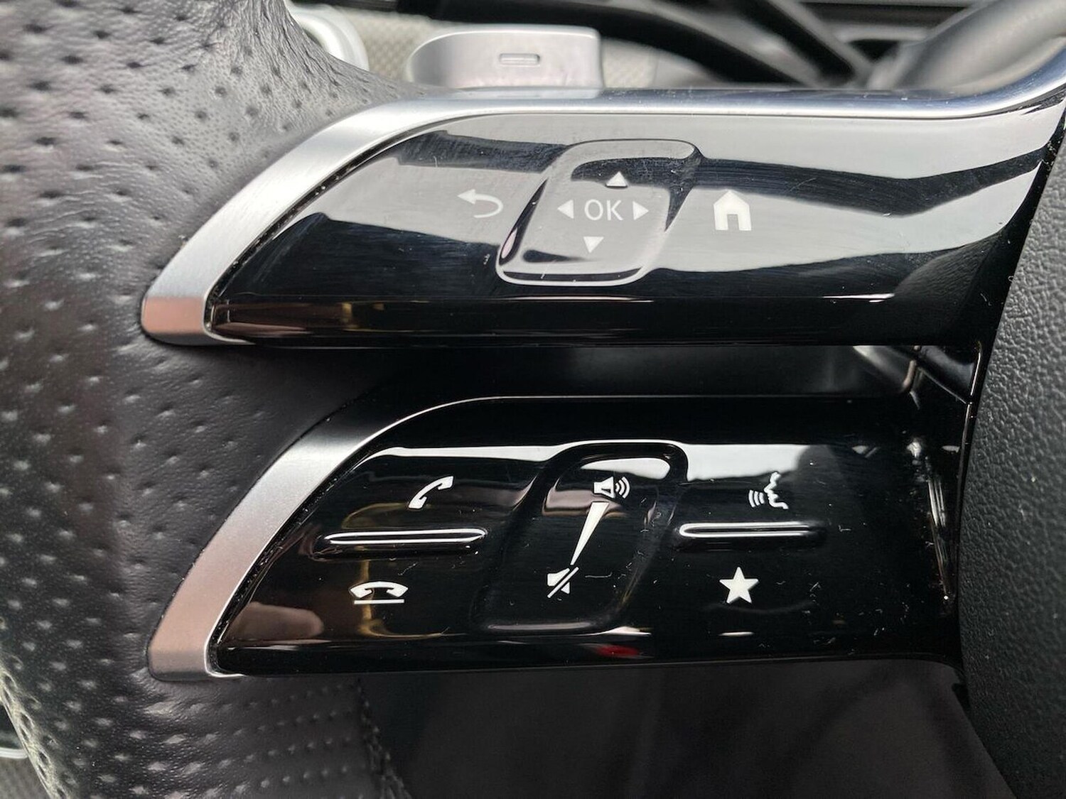 Used Mercedes-Benz C Class 2024 for sale - 76600113: Photo 26