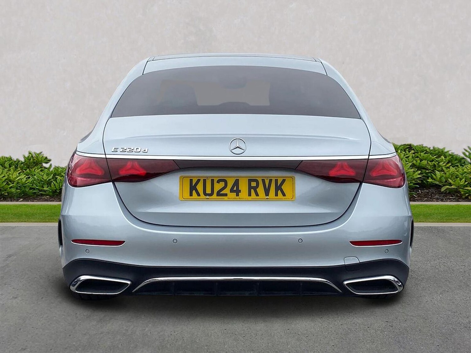 Used Mercedes-Benz E Class 2024 for sale - 75987722: Photo 4