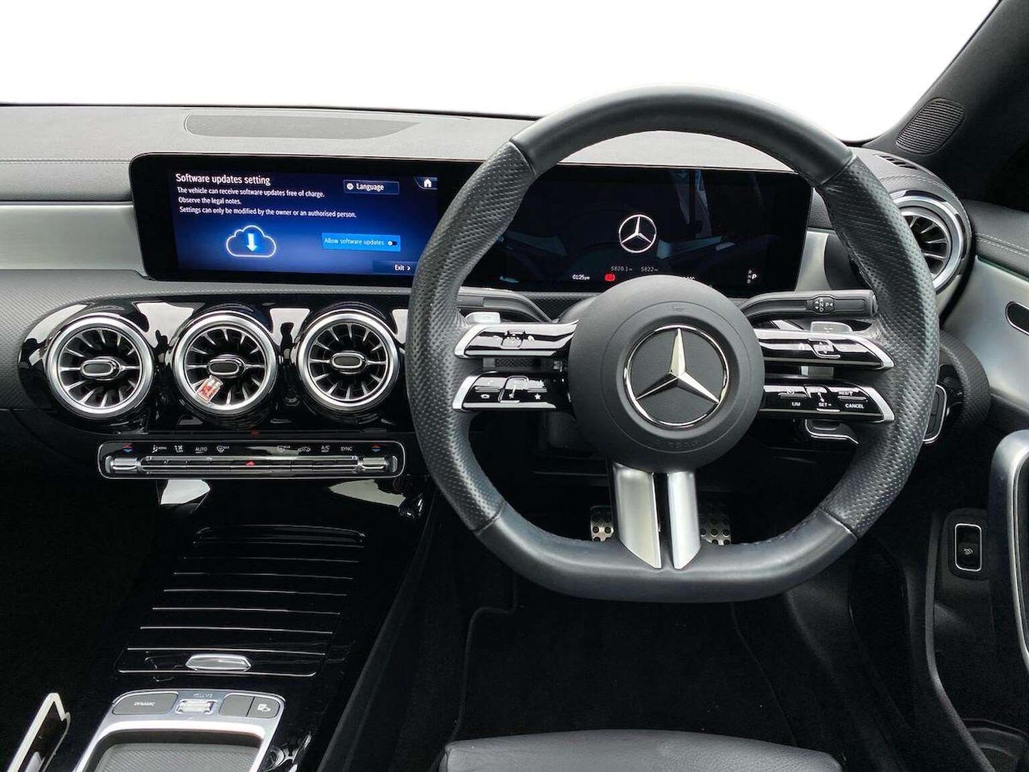 Used Mercedes-Benz CLA 2024 for sale - 77688065: Photo 9