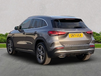 Used Mercedes-Benz GLA 2021 for sale - 76114270: Photo 2