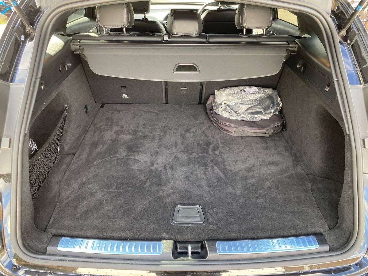 Used Mercedes-Benz EQC 2023 for sale - 78011617: Photo 17