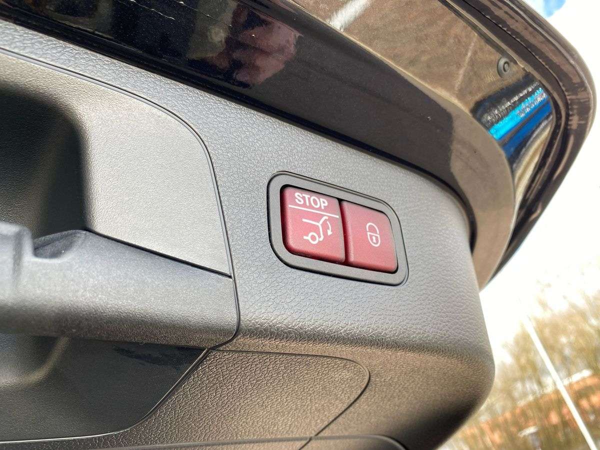 Used Mercedes-Benz EQC 2023 for sale - 78011617: Photo 40