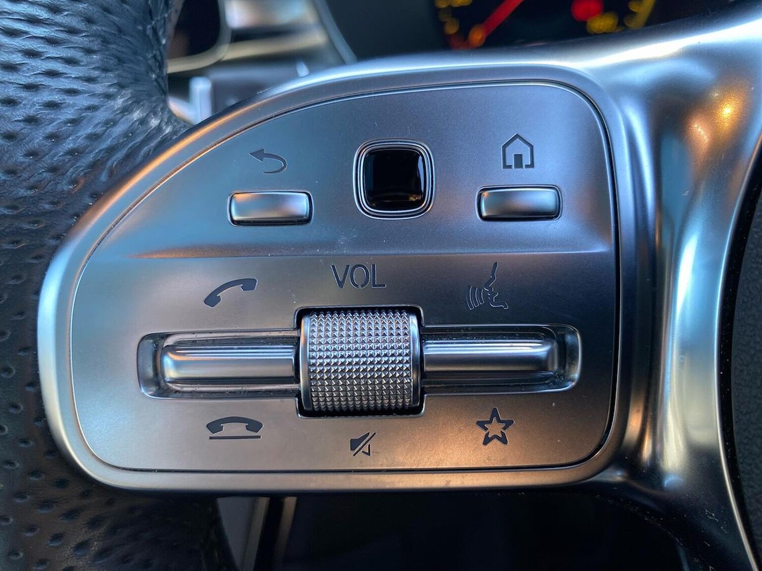 Used Mercedes-Benz GLC 2022 for sale - 76365085: Photo 26