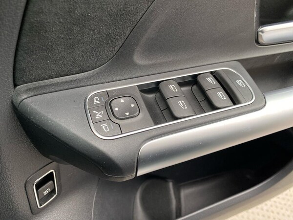 Used Mercedes-Benz GLA 2024 for sale - 76305400: Photo 21