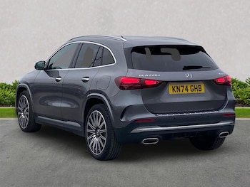 Used Mercedes-Benz GLA 2024 for sale - 76305400: Photo 2