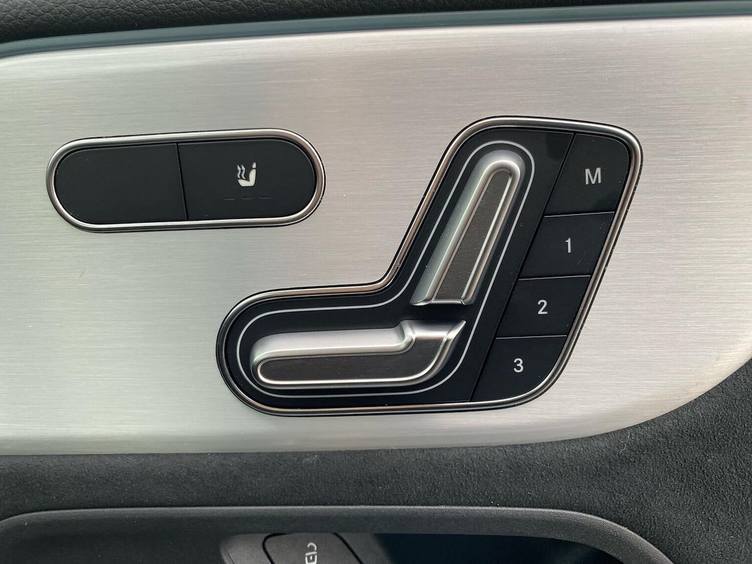 Used Mercedes-Benz GLA 2024 for sale - 76305400: Photo 30