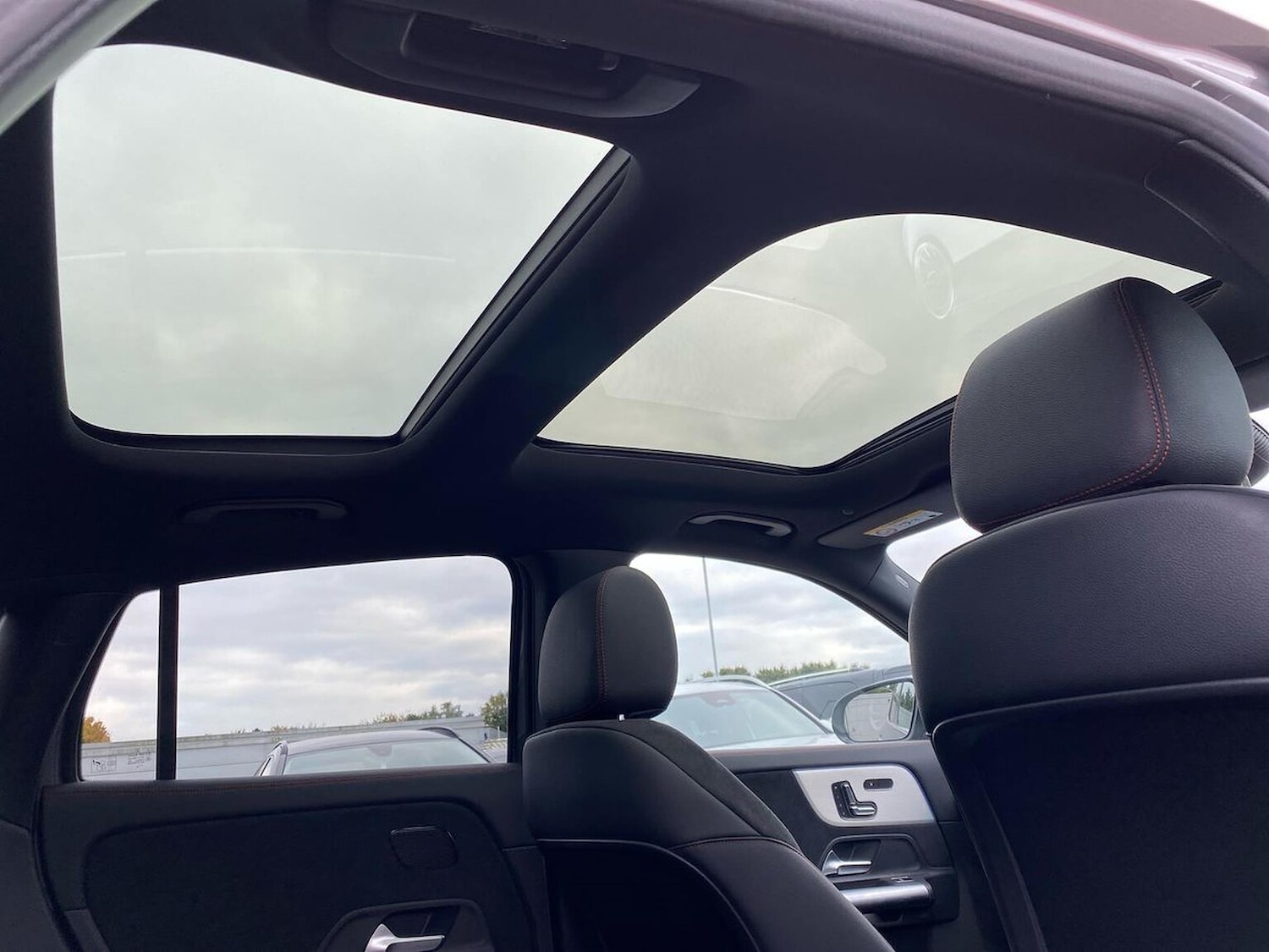 Used Mercedes-Benz GLA 2024 for sale - 76305400: Photo 39