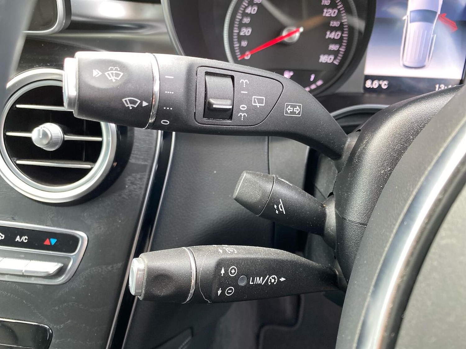 Used Mercedes-Benz GLC 2019 for sale - 76799376: Photo 28