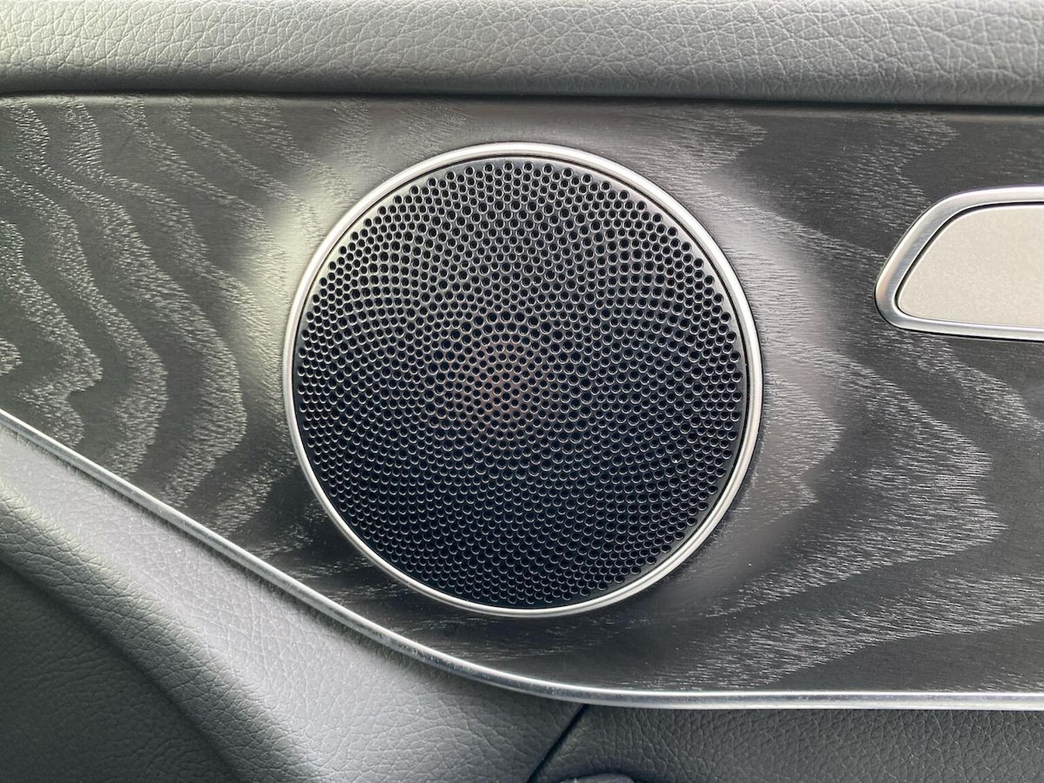 Used Mercedes-Benz GLC 2019 for sale - 76799376: Photo 31