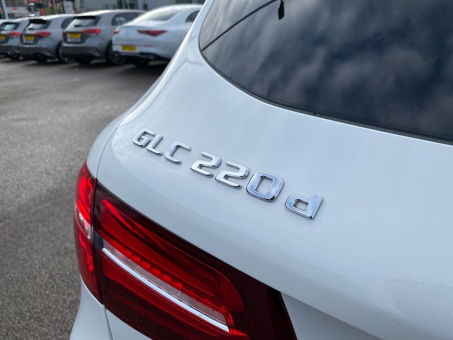 Used Mercedes-Benz GLC 2019 for sale - 76799376: Photo 35