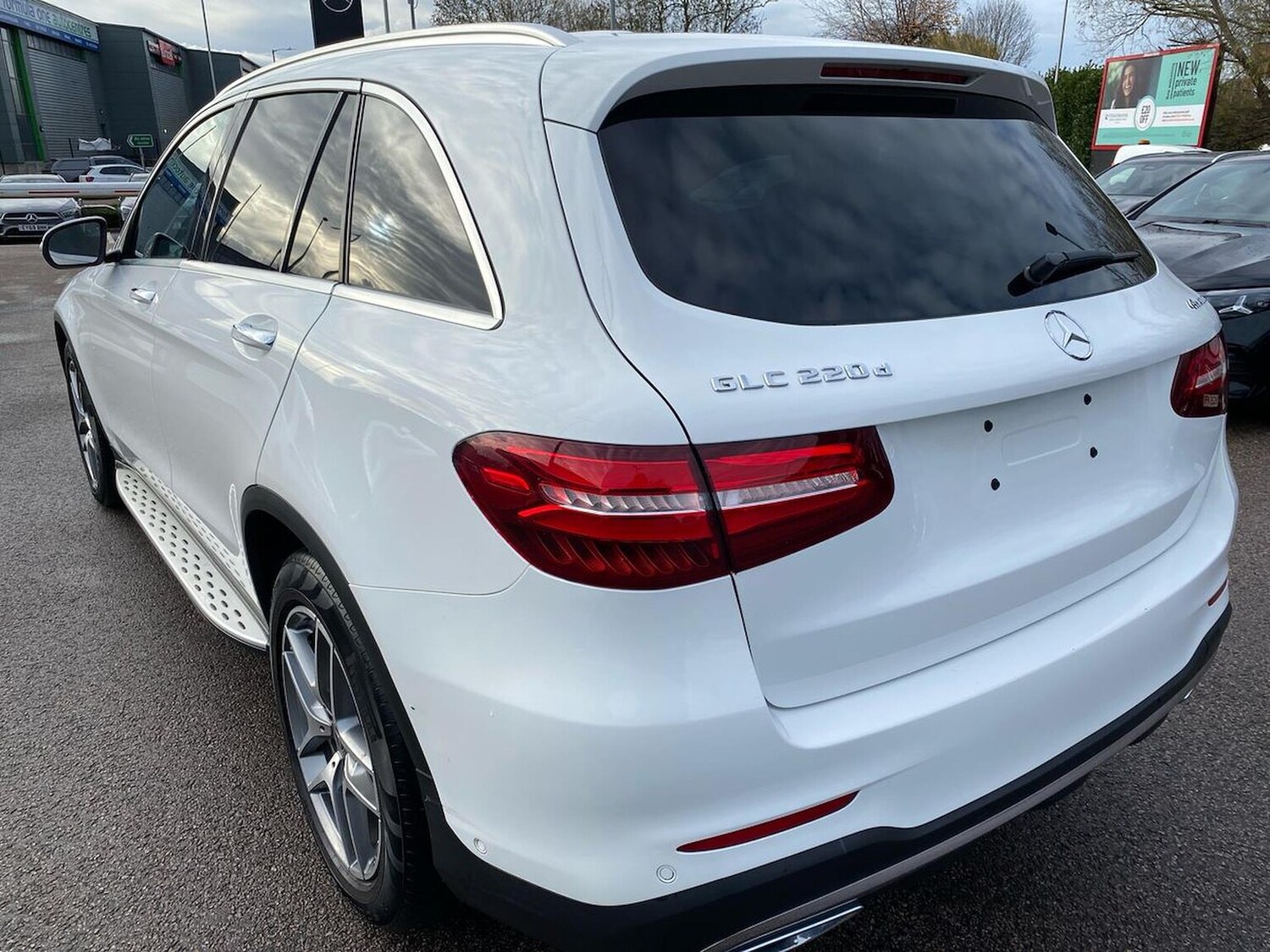 Used Mercedes-Benz GLC 2019 for sale - 76799376: Photo 36