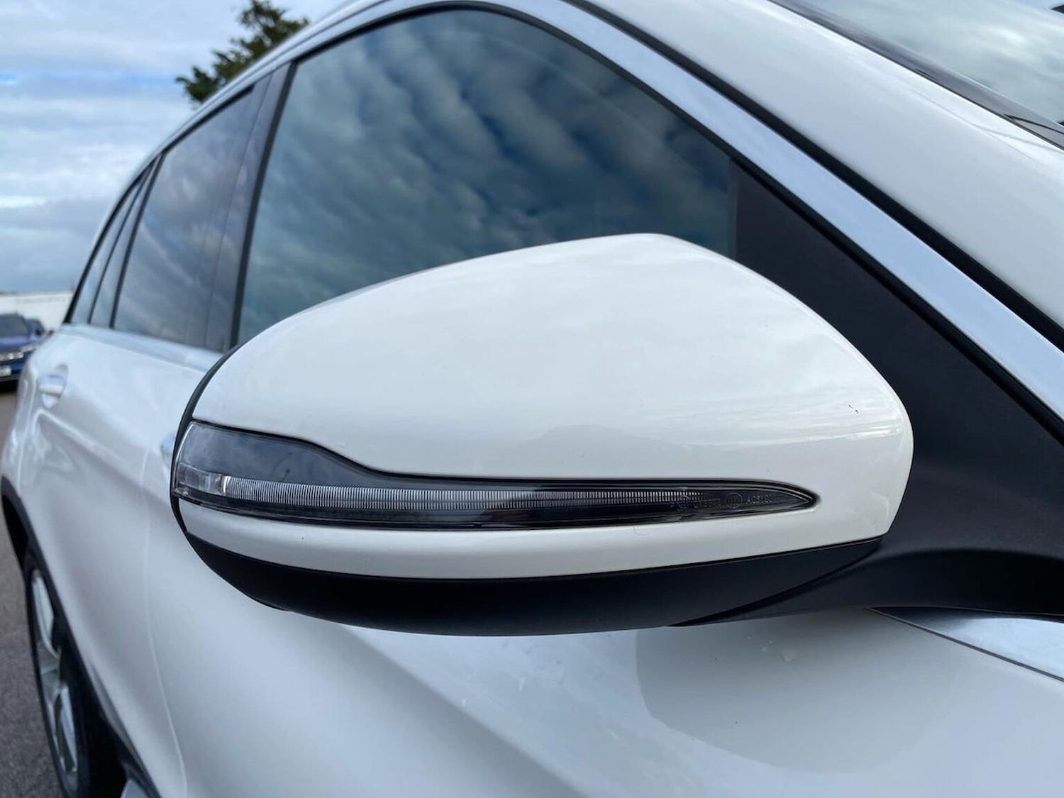 Used Mercedes-Benz GLC 2019 for sale - 76799376: Photo 38