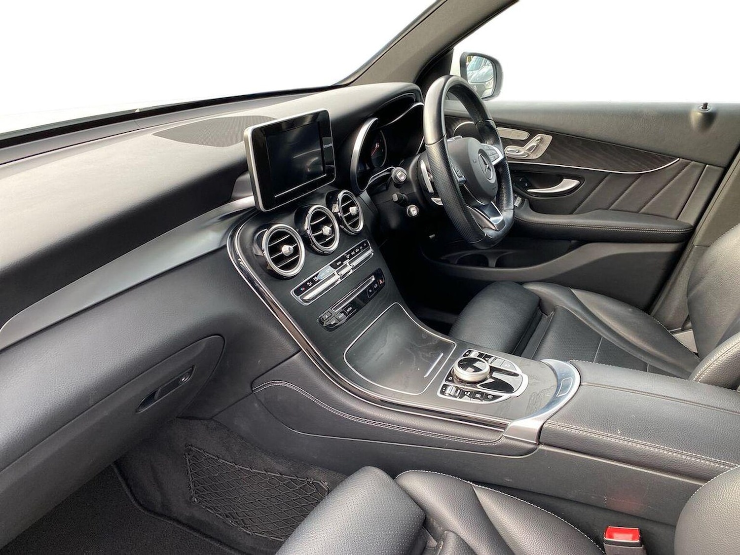 Used Mercedes-Benz GLC 2019 for sale - 76799376: Photo 7