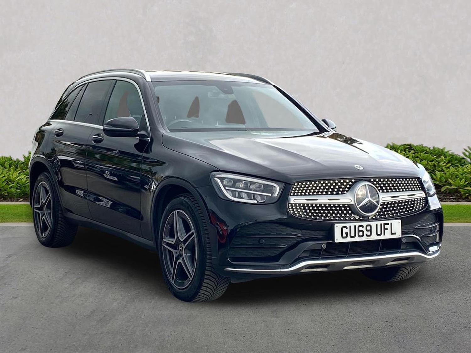 Used Mercedes-Benz GLC 2019 for sale - 76382673: Photo 1