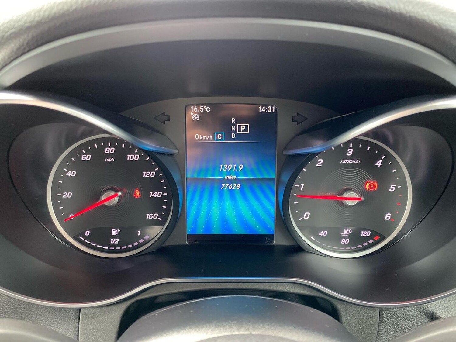 Used Mercedes-Benz GLC 2019 for sale - 76382673: Photo 10