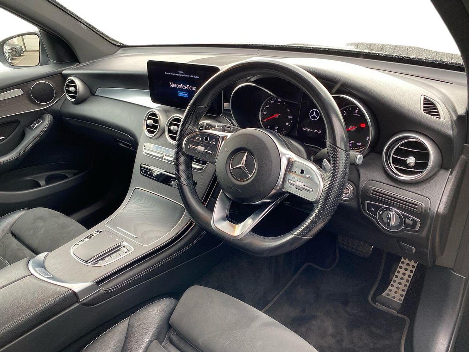 Used Mercedes-Benz GLC 2019 for sale - 76382673: Photo 15