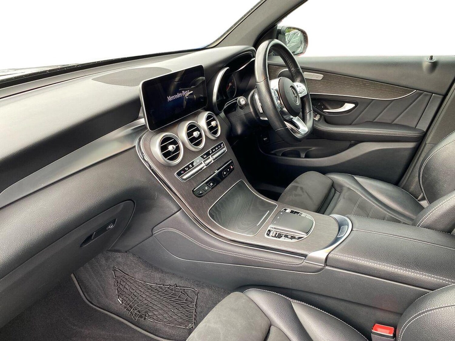Used Mercedes-Benz GLC 2019 for sale - 76382673: Photo 7