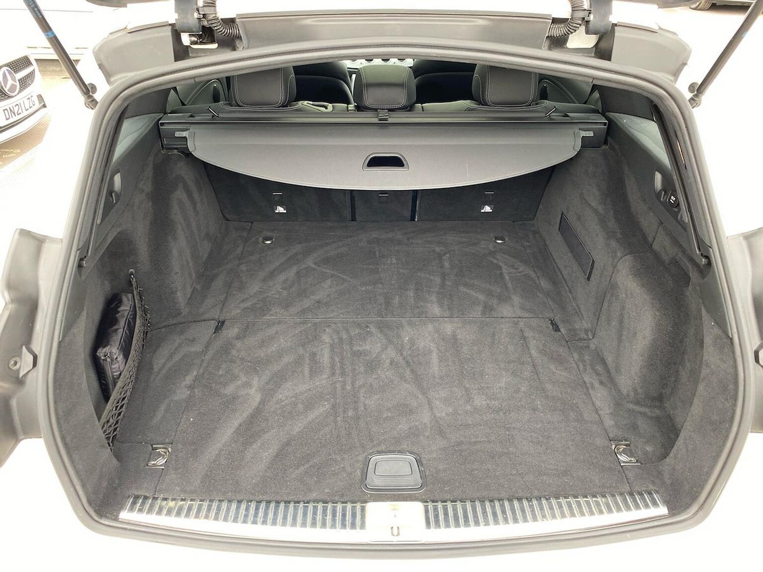 Used Mercedes-Benz E Class 2017 for sale - 76387170: Photo 17