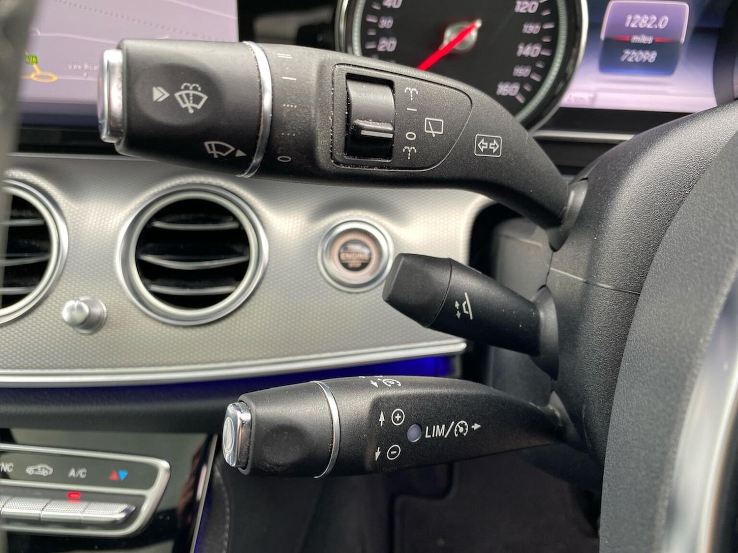 Used Mercedes-Benz E Class 2017 for sale - 76387170: Photo 28