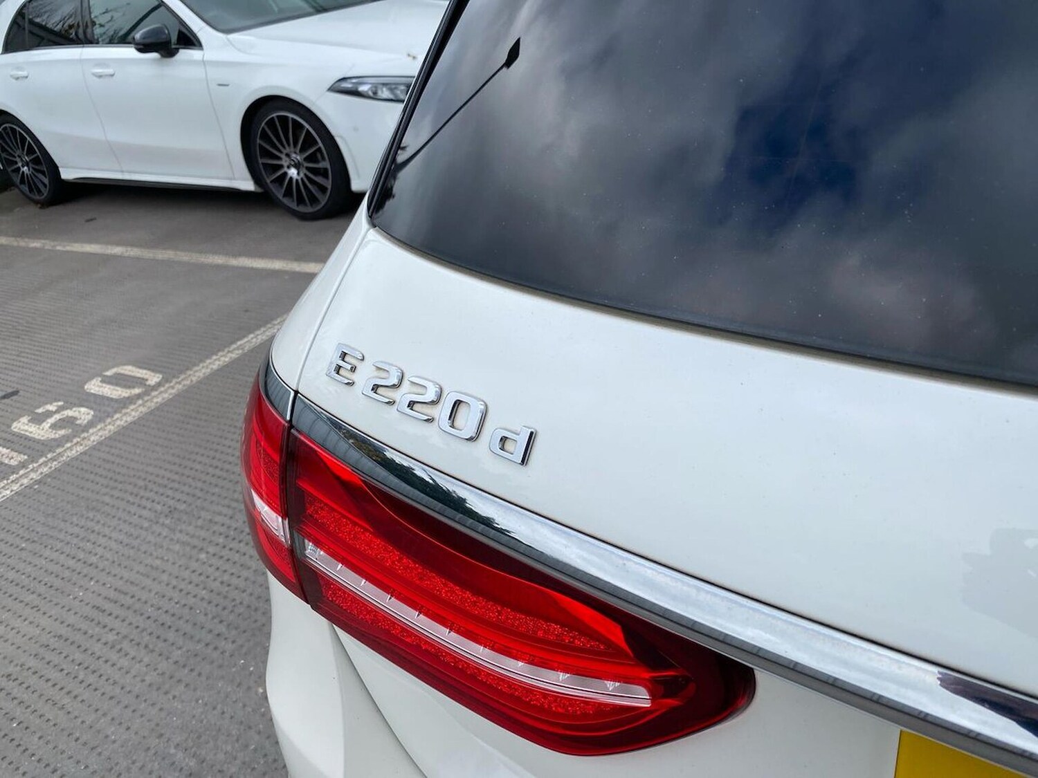 Used Mercedes-Benz E Class 2017 for sale - 76387170: Photo 35