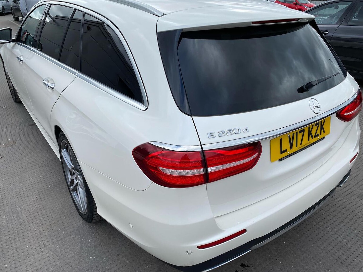 Used Mercedes-Benz E Class 2017 for sale - 76387170: Photo 36