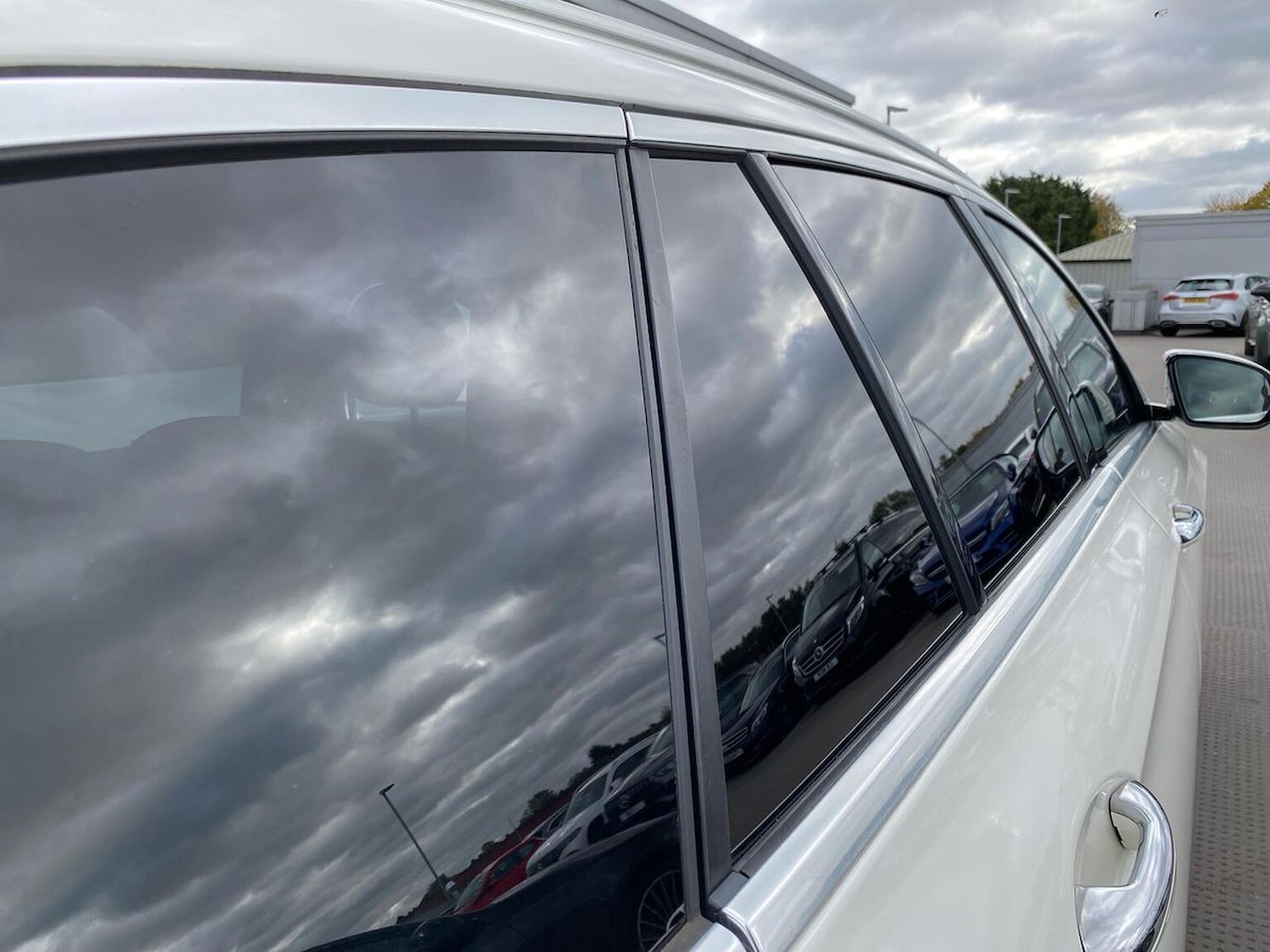 Used Mercedes-Benz E Class 2017 for sale - 76387170: Photo 39