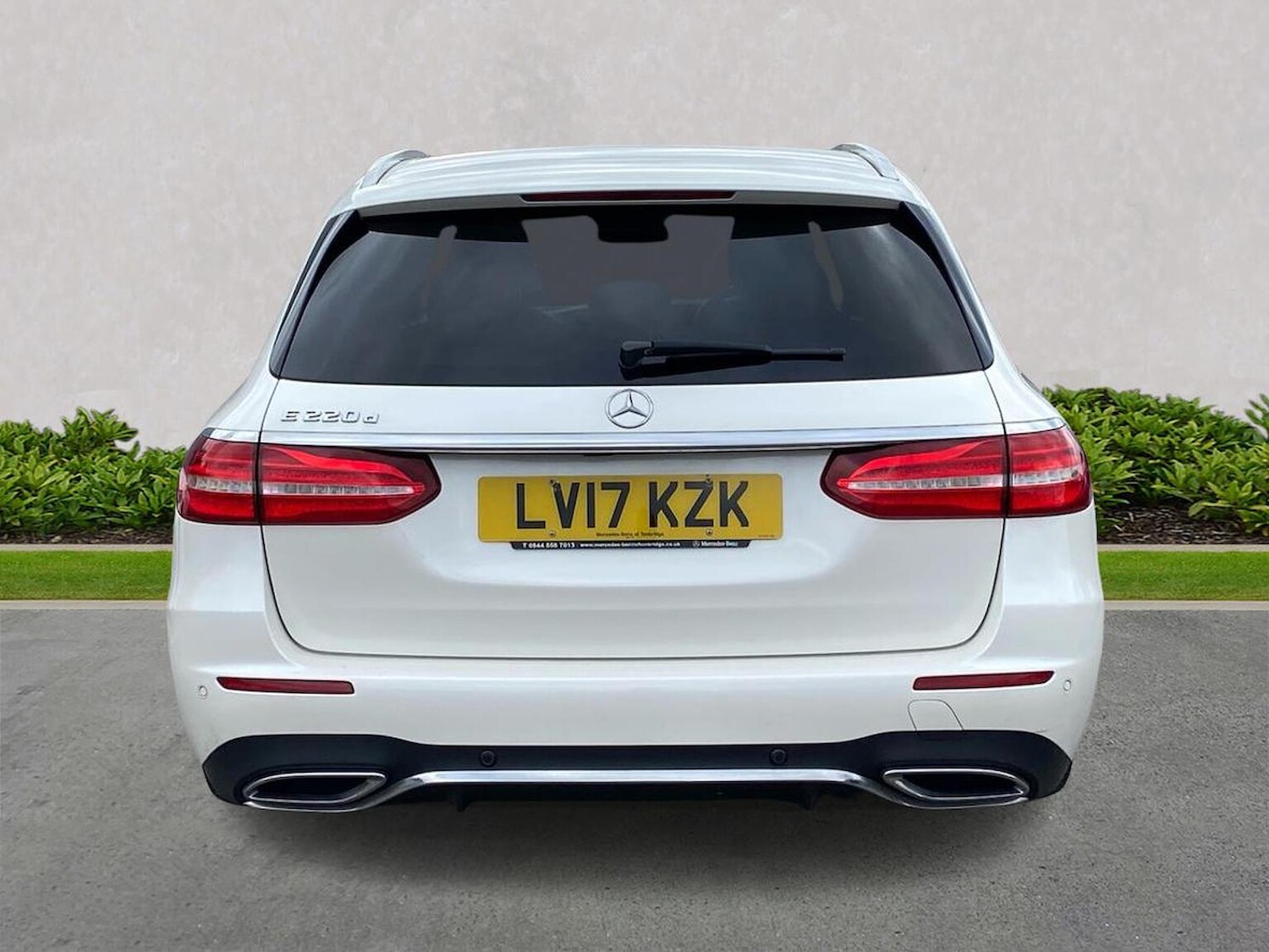 Used Mercedes-Benz E Class 2017 for sale - 76387170: Photo 4