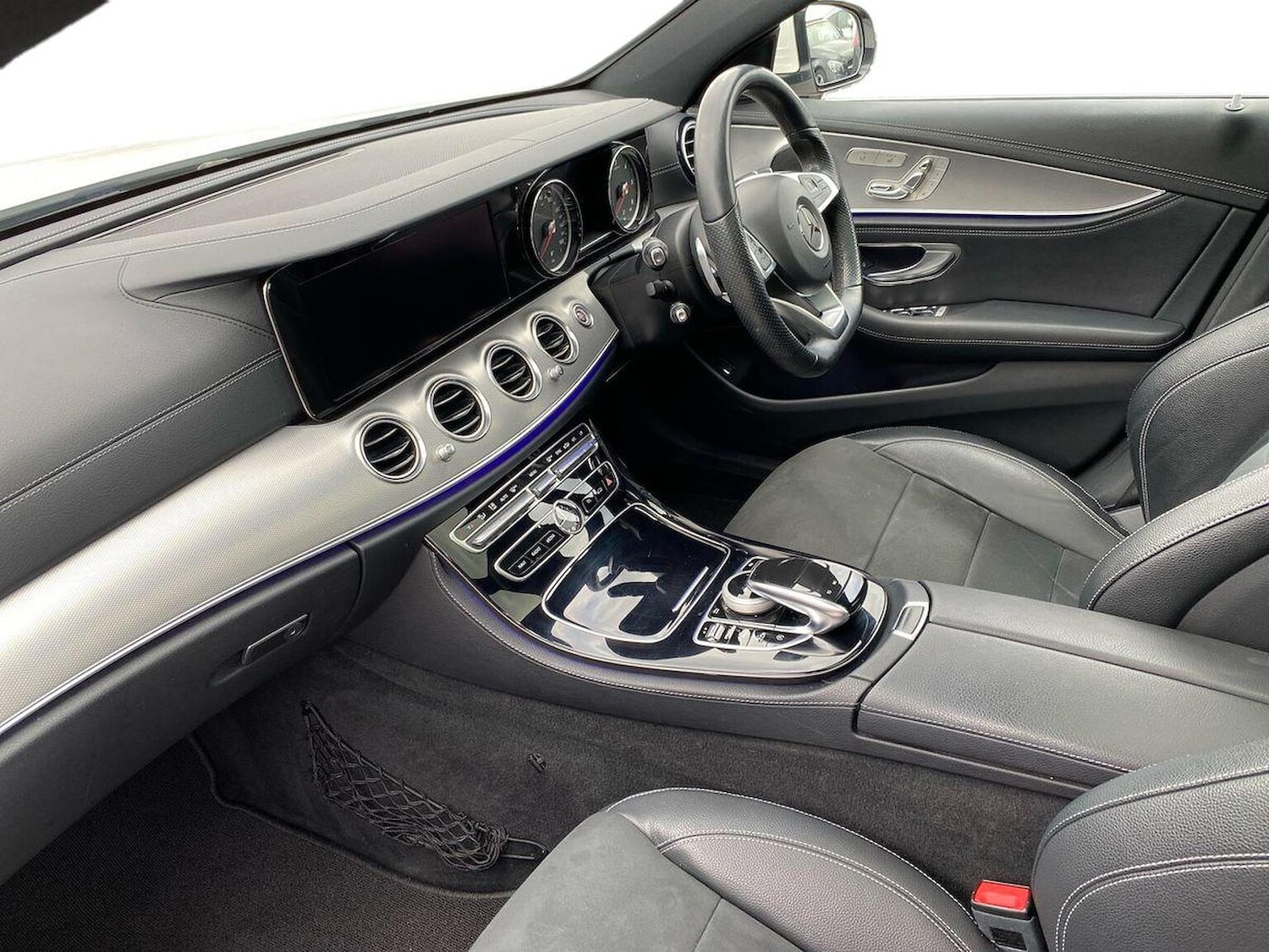 Used Mercedes-Benz E Class 2017 for sale - 76387170: Photo 7