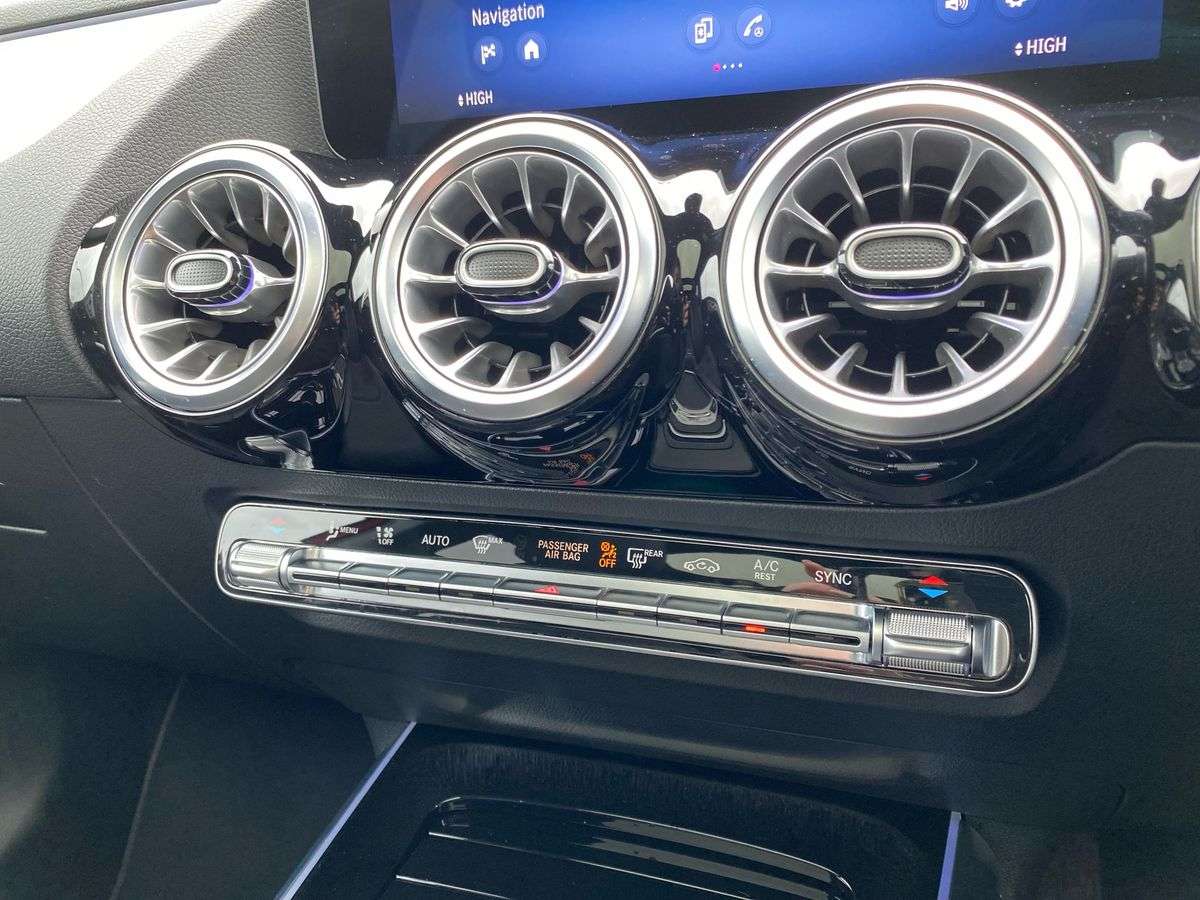 Used Mercedes-Benz GLA 2025 for sale - 78107984: Photo 12