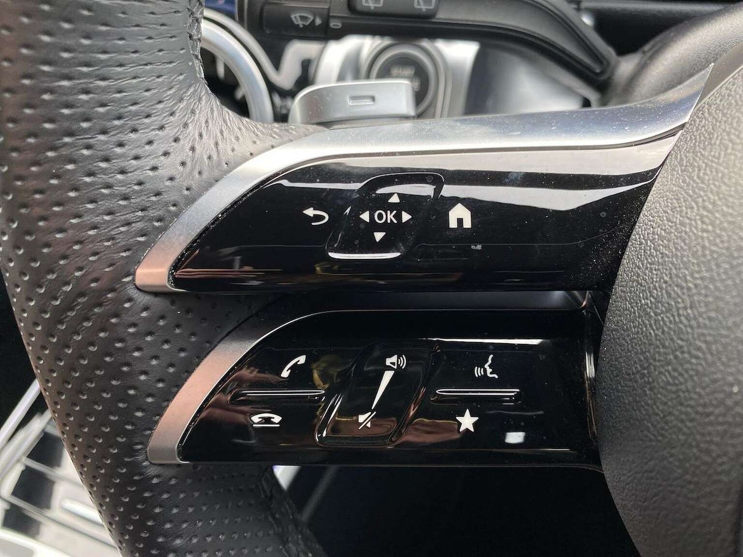 Used Mercedes-Benz GLB 2024 for sale - 77688039: Photo 31