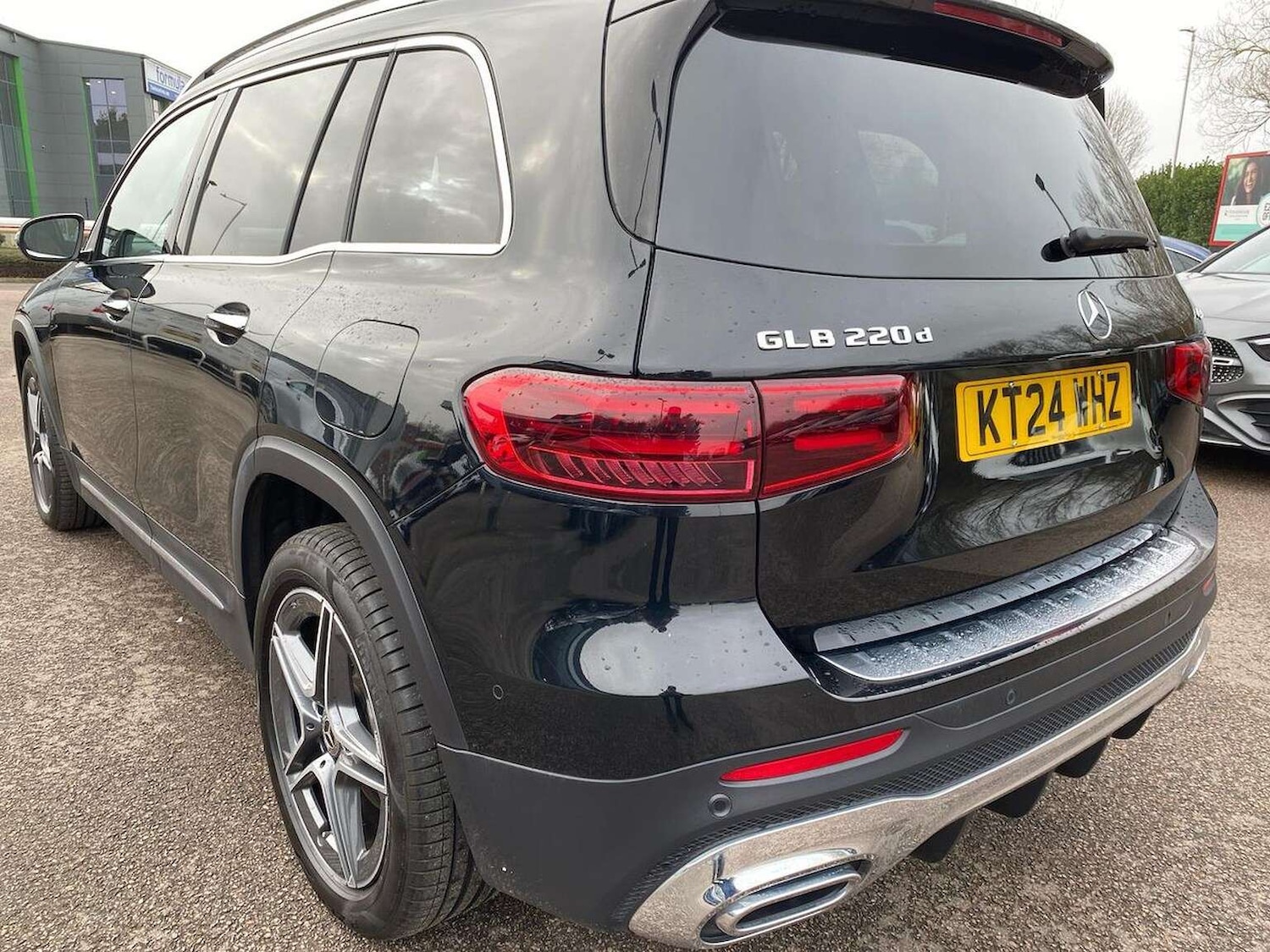 Used Mercedes-Benz GLB 2024 for sale - 77688039: Photo 4