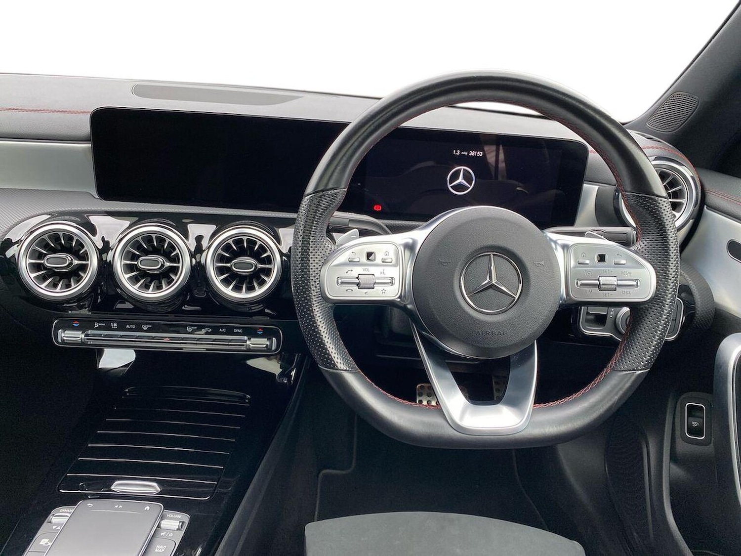 Used Mercedes-Benz CLA 2023 for sale - 76859179: Photo 9