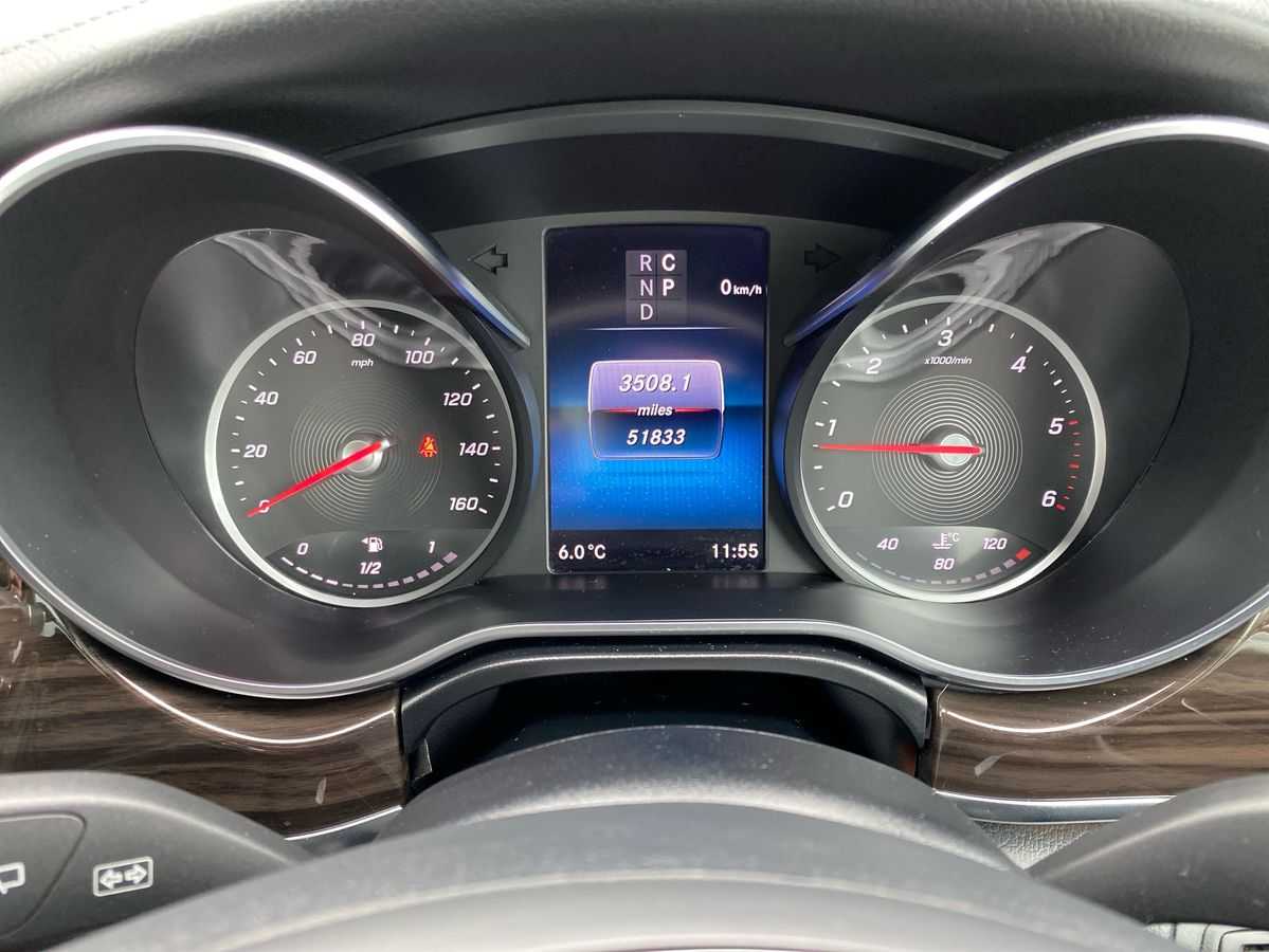 Used Mercedes-Benz V-Class 2021 for sale - 78064454: Photo 10