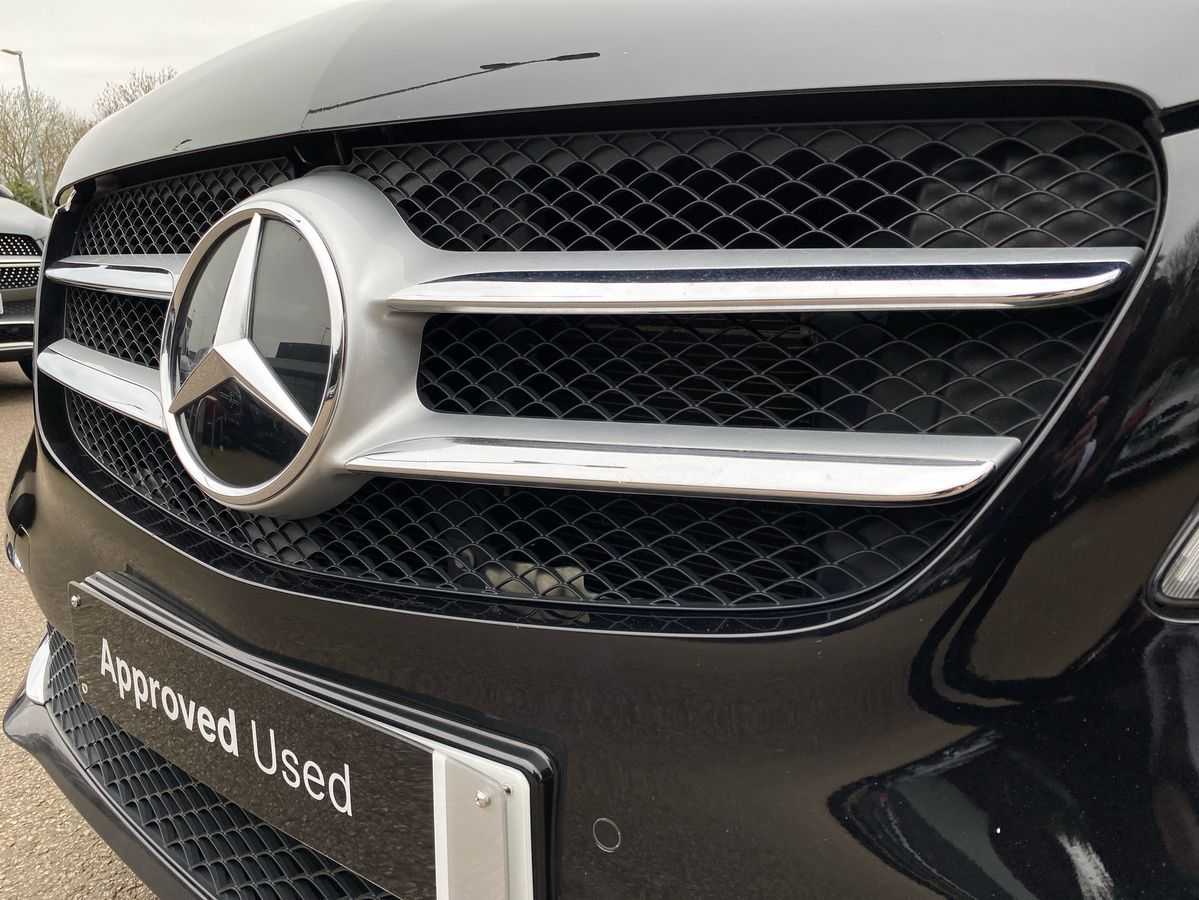 Used Mercedes-Benz V-Class 2021 for sale - 78064454: Photo 33