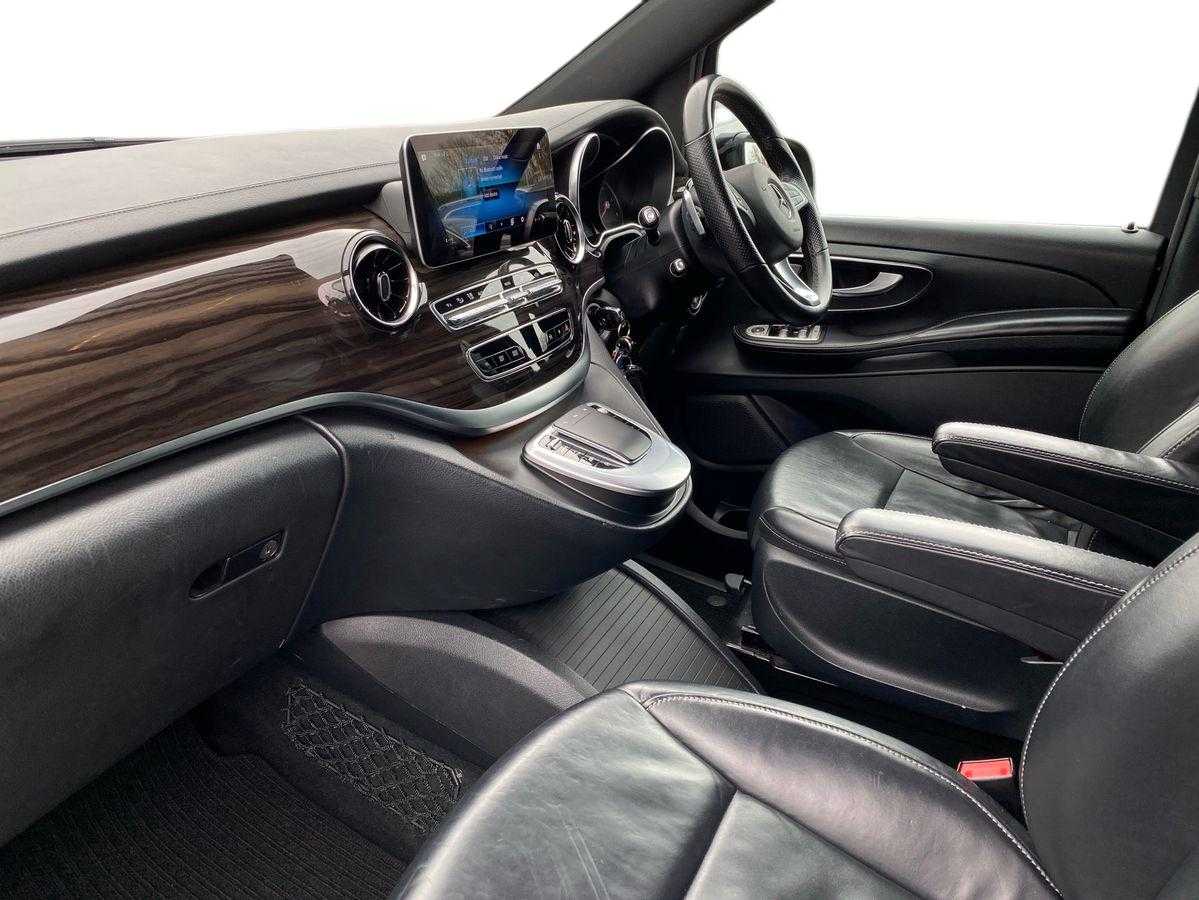 Used Mercedes-Benz V-Class 2021 for sale - 78064454: Photo 7