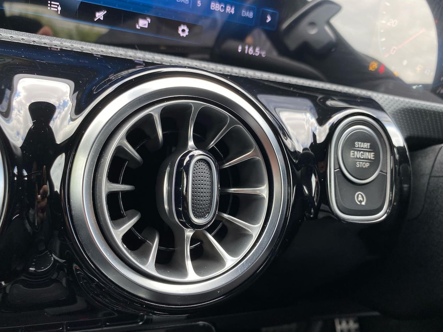 Used Mercedes-Benz CLA 2022 for sale - 76114269: Photo 40