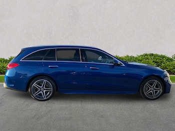 Used Mercedes-Benz C-Class 2023 for sale - 76236985: Photo 3