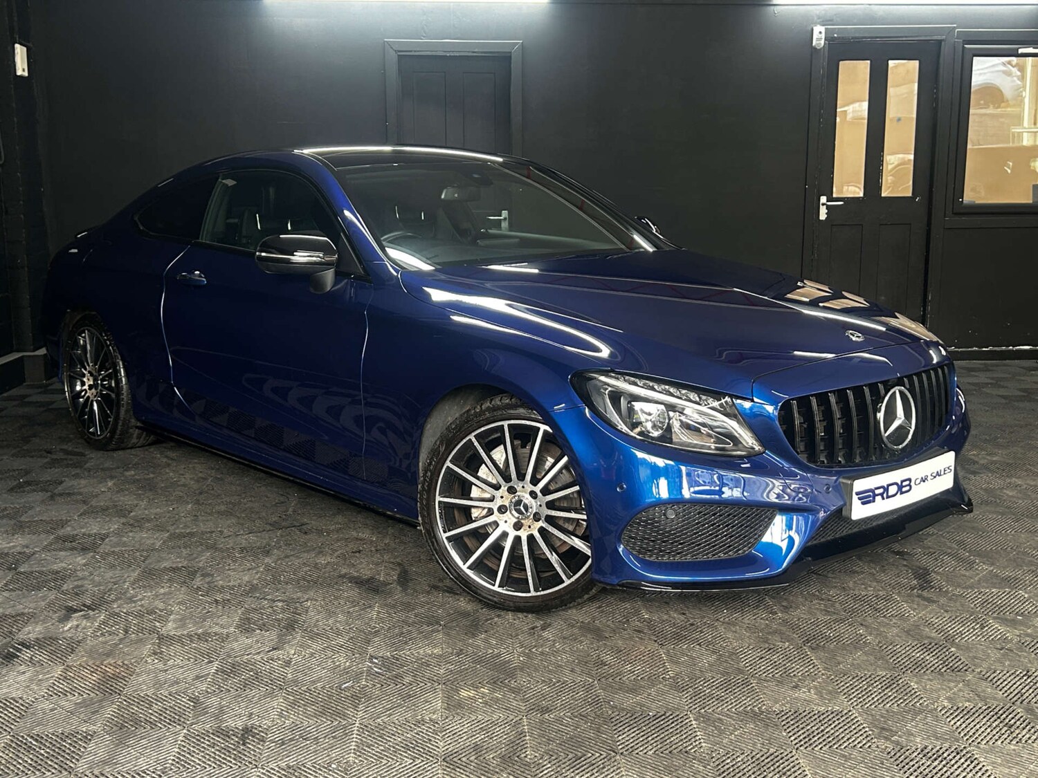 Used Mercedes-Benz C Class 2017 for sale - 77941624: Photo 12