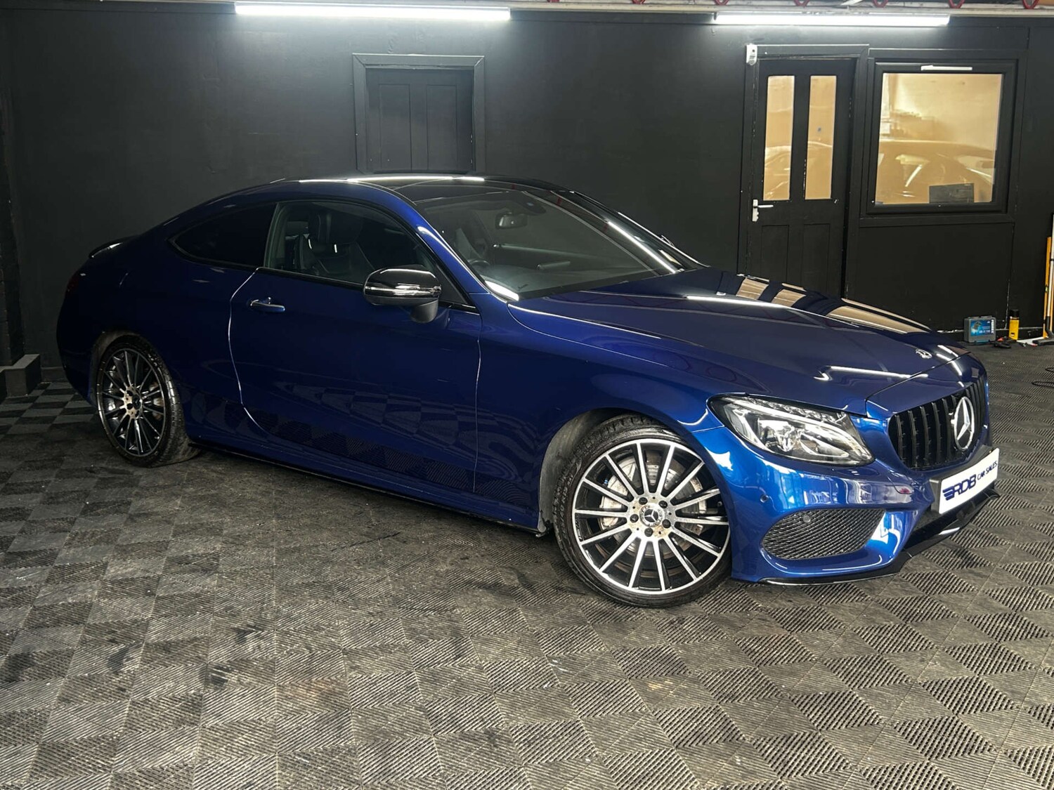 Used Mercedes-Benz C Class 2017 for sale - 77941624: Photo 14