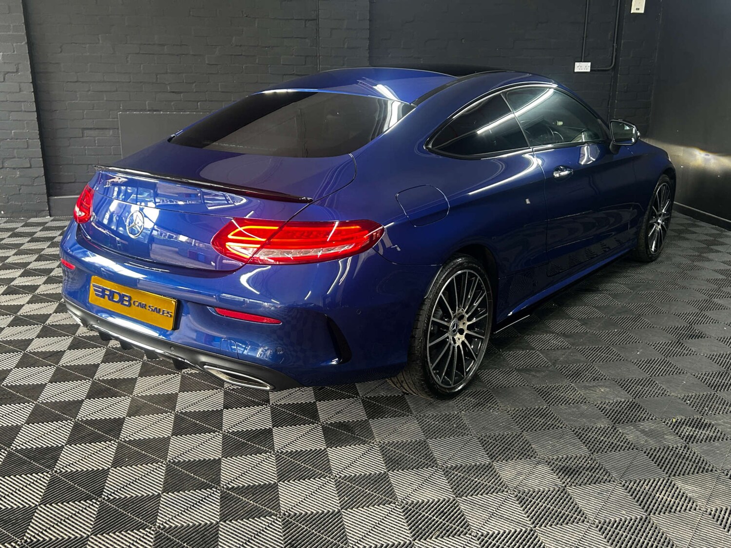 Used Mercedes-Benz C Class 2017 for sale - 77941624: Photo 21