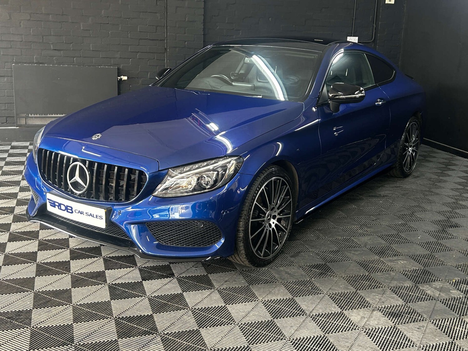 Used Mercedes-Benz C Class 2017 for sale - 77941624: Photo 7