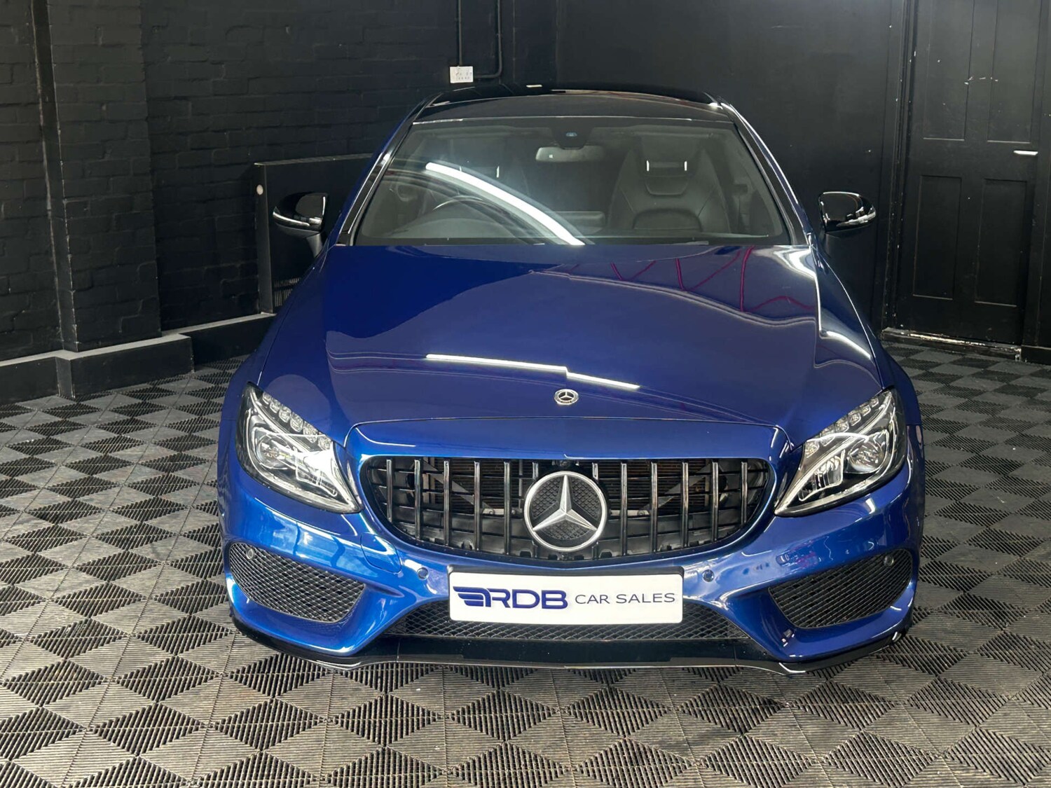 Used Mercedes-Benz C Class 2017 for sale - 77941624: Photo 8