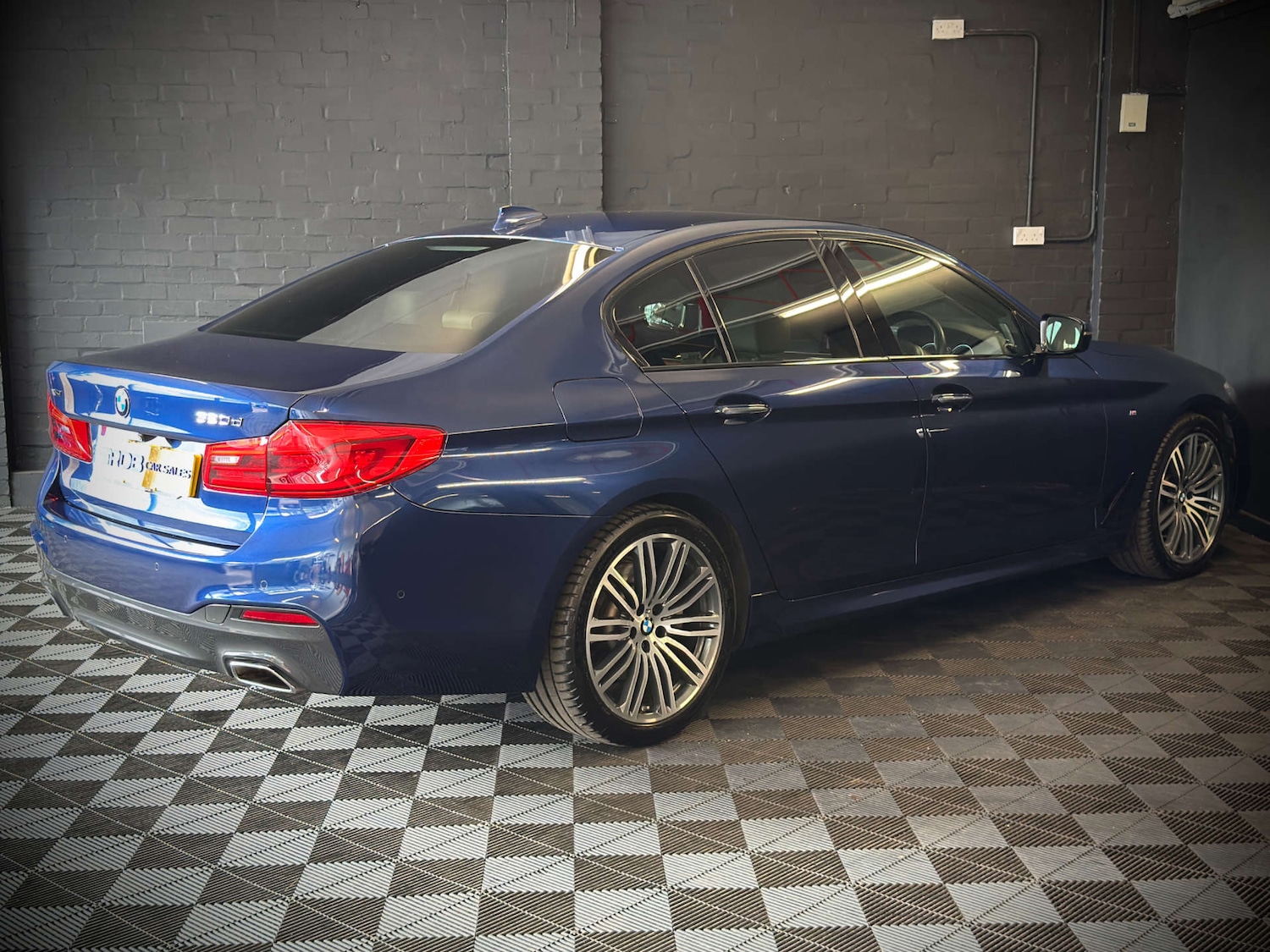 Used BMW 5 Series 2017 for sale - 76278296: Photo 21
