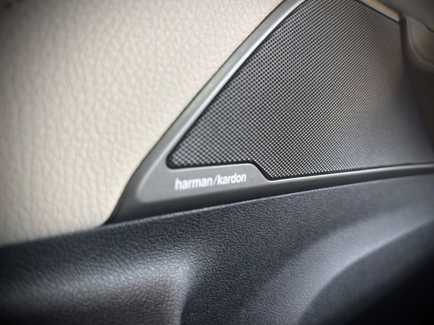 Used BMW 5 Series 2017 for sale - 76278296: Photo 40