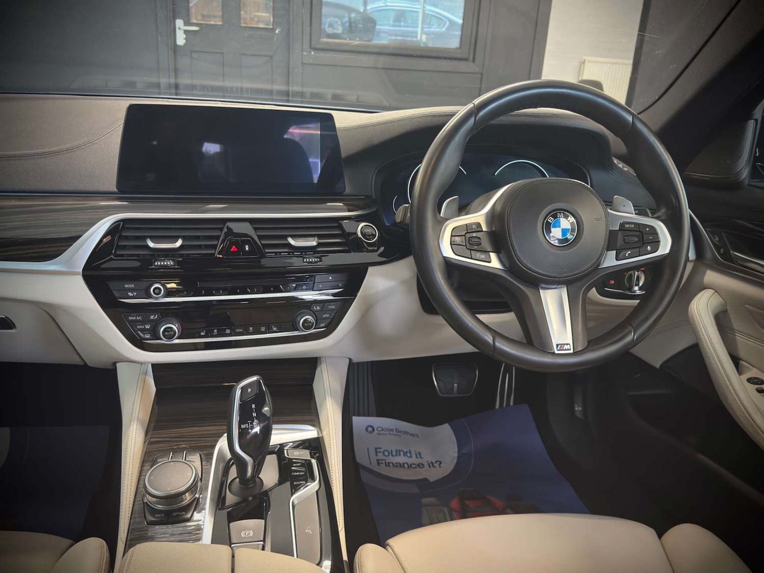 Used BMW 5 Series 2017 for sale - 76278296: Photo 43